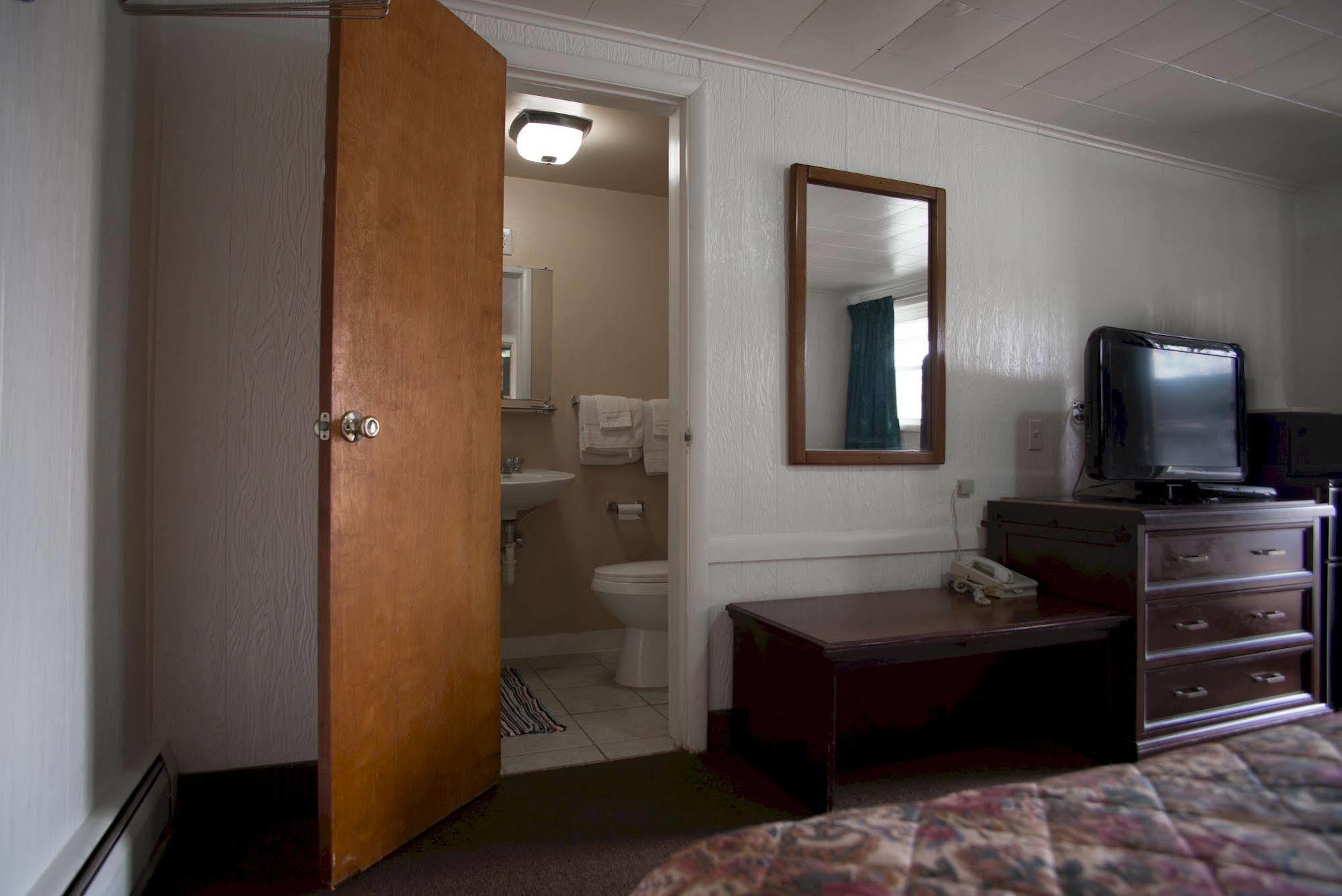Rosemount Motel Μπέντφορντ Εξωτερικό φωτογραφία