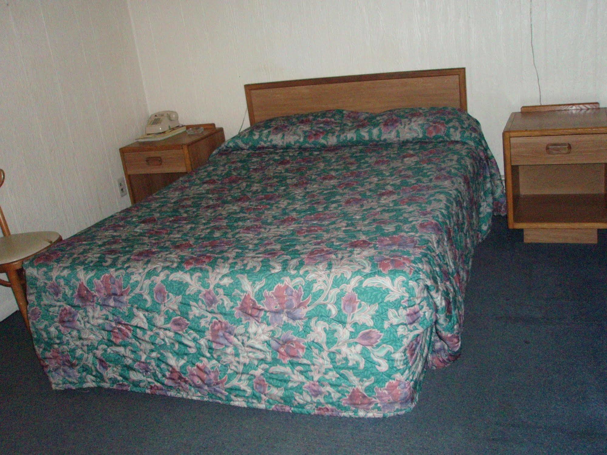 Rosemount Motel Μπέντφορντ Δωμάτιο φωτογραφία